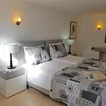 Contemporary Portuguese 4 Bedrooms Violeta Private Pool&foos Ball Table Vilamoura Quarteira