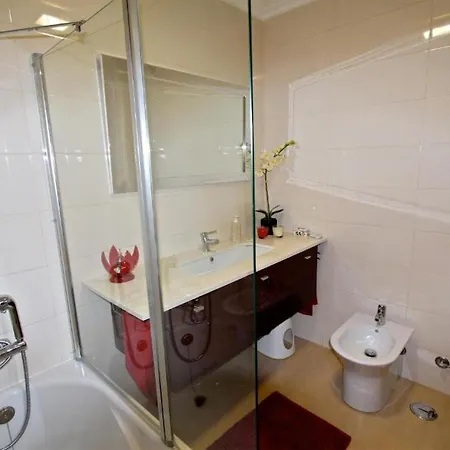 Contemporary Portuguese 4 Bedrooms Violeta Private Pool * Quarteira