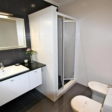 Contemporary Portuguese 4 Bedrooms Violeta Private Pool Villa