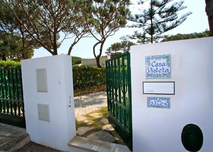 Contemporary Portuguese 4 Bedrooms Violeta Private Pool Villa