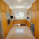 Villa Contemporary Portuguese 4 Bedrooms Violeta Private Pool Quarteira